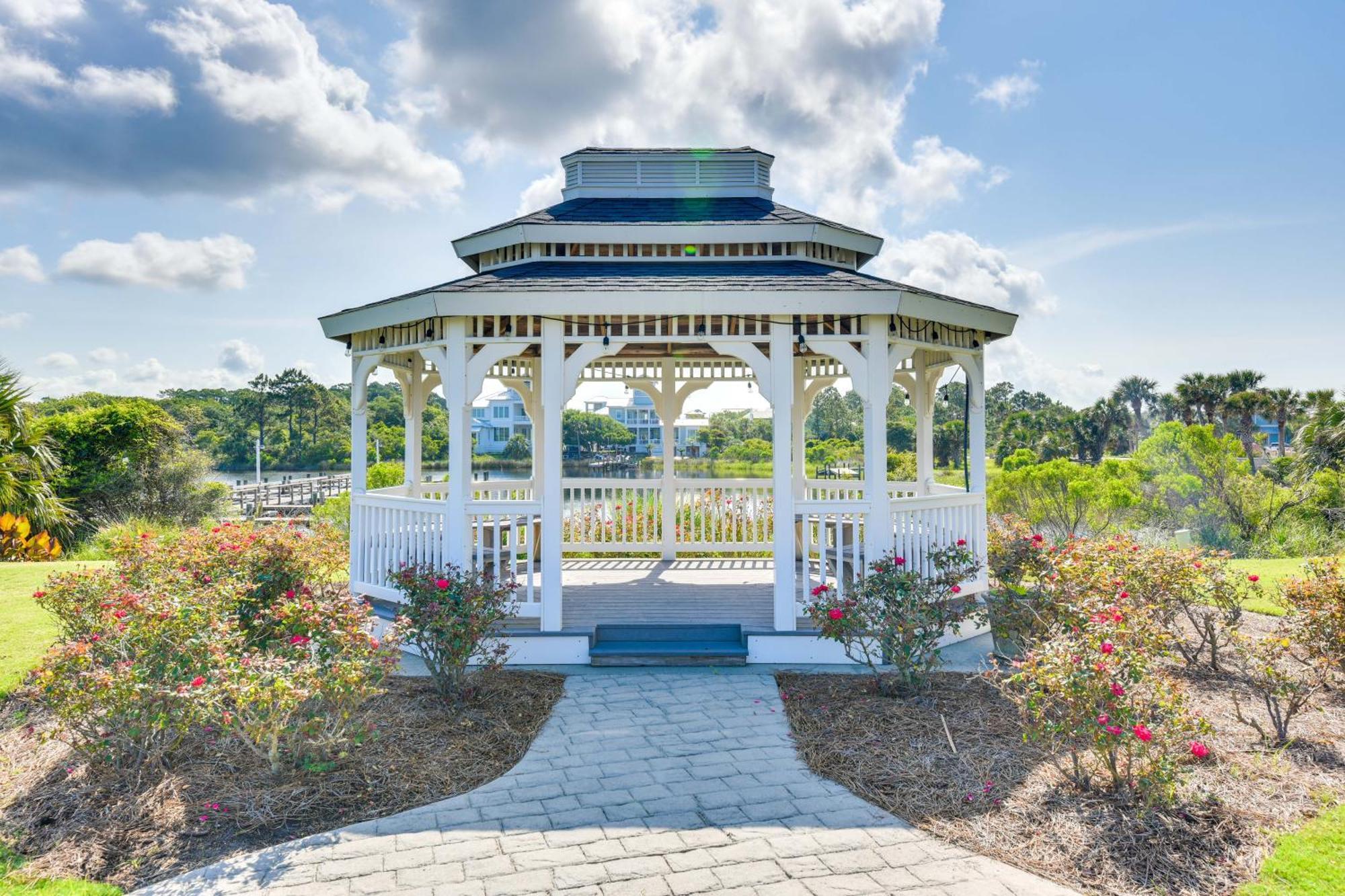 Emerald Dreams Lakefront Pcb Vacation Rental! Panama City Beach